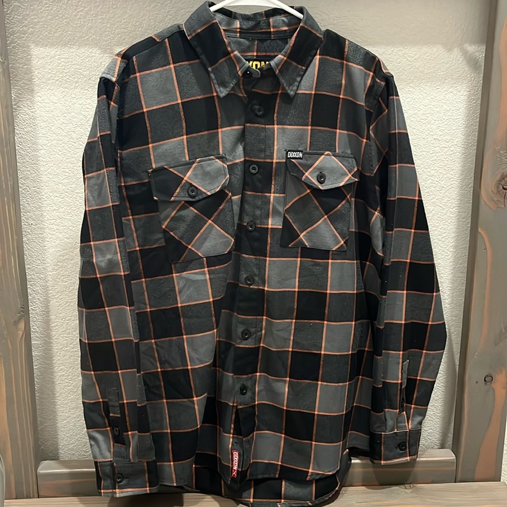 DIXXON FORM & FUNCTION Button down flannel